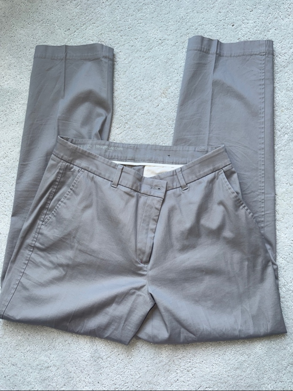 Straight leg Chino Pants in Light Gray - Curvy Fit